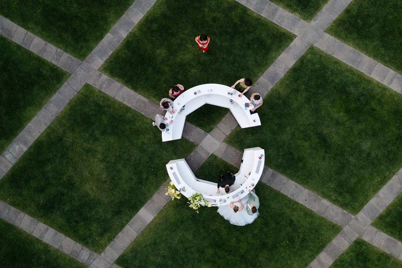 Discover our exclusive round bar, a custom-designed setup for weddings and private events in Italy. Fully personalizable and perfect for adding a wow effect to your cocktail hour or after-dinner party.